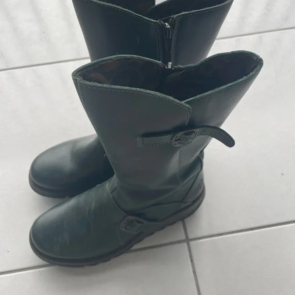 Fly London boots New. - Picture 2 of 8